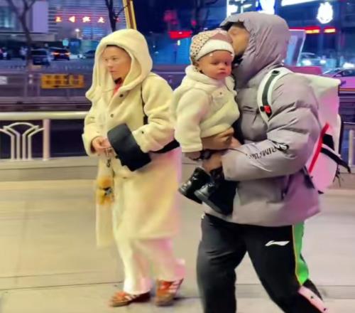 尤文圖斯意,甲第,輪與維羅納,千亿球友会平台,千亿球友会官方网站,千亿球友会登录入口,千亿球友会app下载